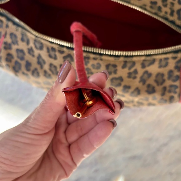 Authentic Fendi Vintage Leopard Print Vanity Bag - Picture 14 of 14